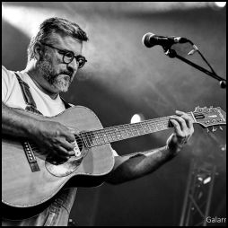 2026-08-19 Viviane et the Woodspeckers