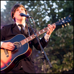 Help ! A Beatles tribute