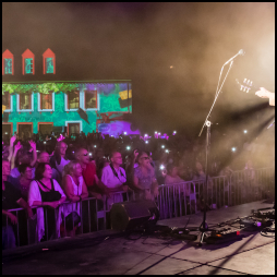 Help ! A Beatles tribute