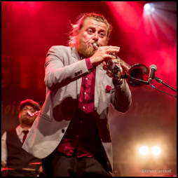 Jujubees swing combo