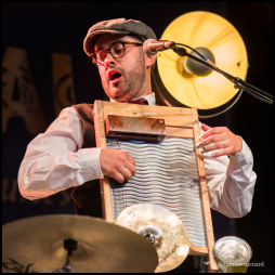 Jujubees swing combo