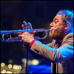 Jujubees swing combo