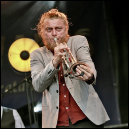 Jujubees swing combo