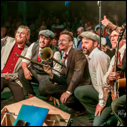 Jujubees swing combo